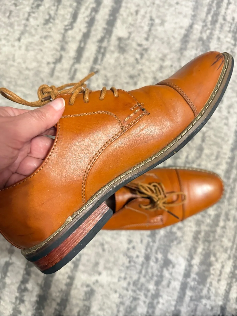 Jousen Men's Tan Leather Cap-Toe Oxford Derby Shoes